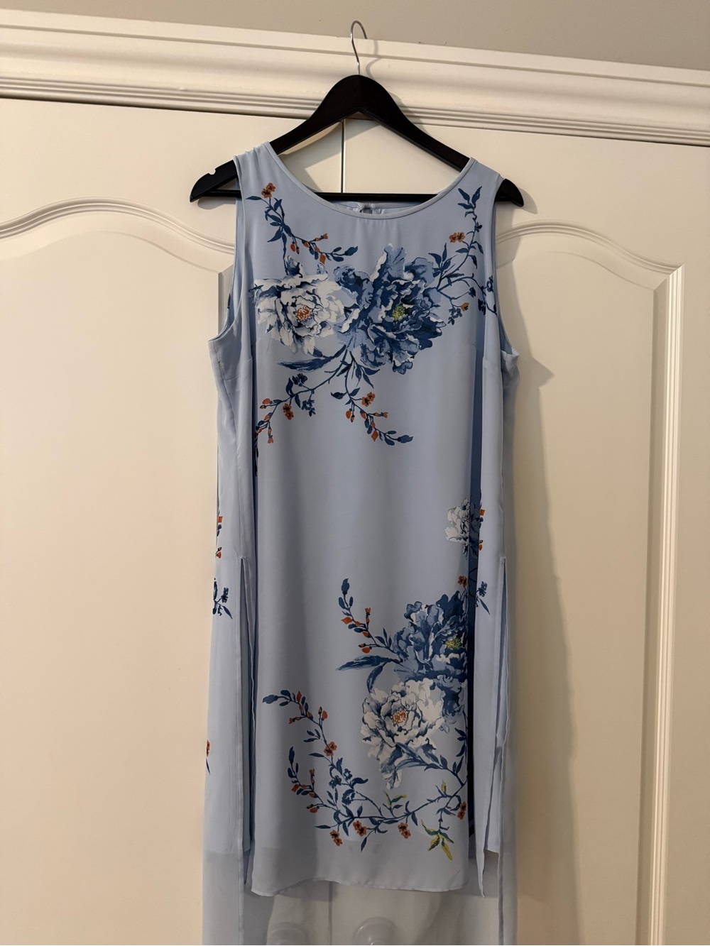 WHBM Light Blue Floral Sleeveless Shift Dress